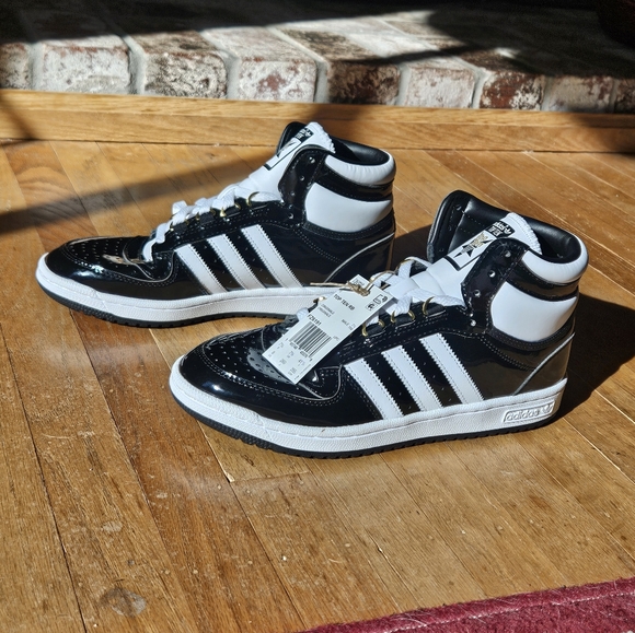 adidas Other - Adidas top 10 leather shoe size 8